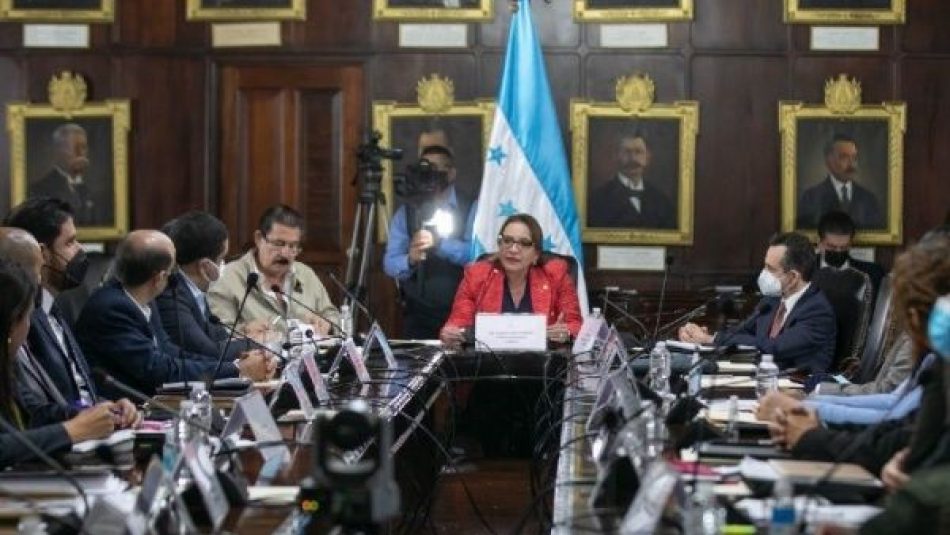Pdta. de Honduras declara estado de excepción en Colón por violencia