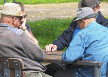 La calidad de vida de las personas mayores está en riesgo en la Comunidad de Madrid