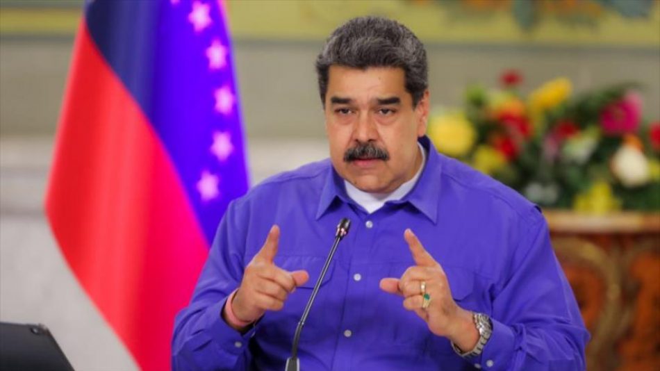 El presidente venezolano, Nicolás Maduro, acusa a su par colombiano, Iván Duque, y la derecha de estar detrás de los ataques a las refinerías de petróleo