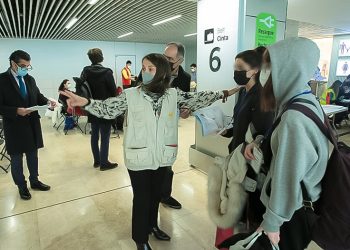 Inclusión recibe en Barajas a 201 refugiados sirios procedentes de Líbano en el marco del Programa Nacional de Reasentamiento