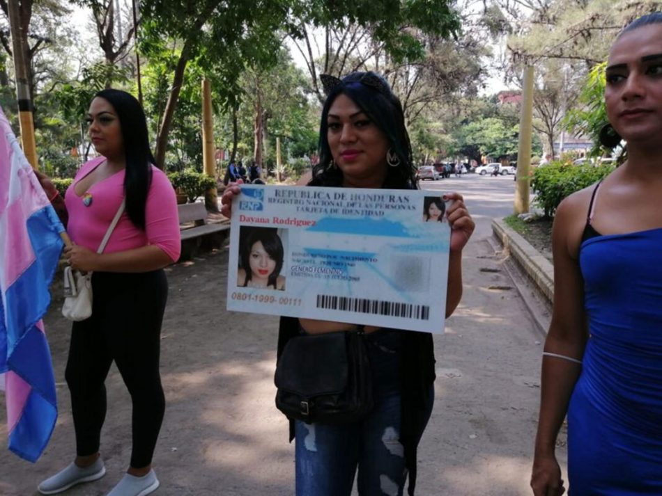 Honduras reconoce derecho de personas trans de cambiar nombre