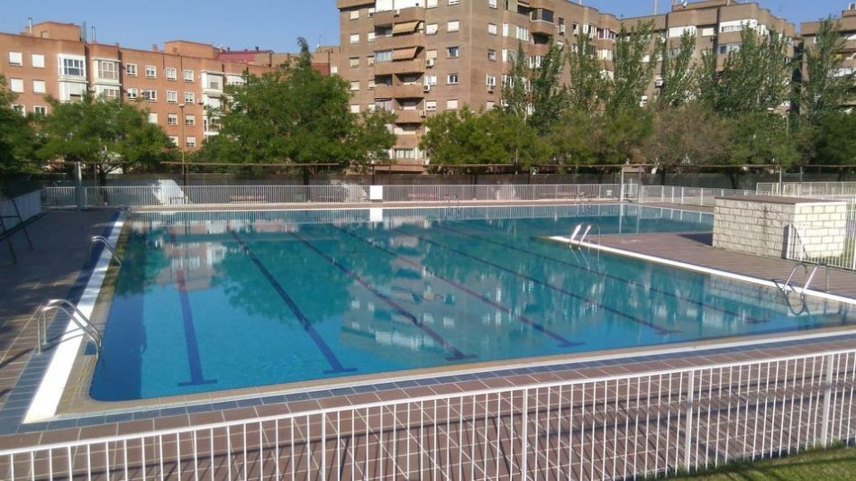 Más Madrid denuncia que miles de vecinas y vecinos se quedan sin piscinas de verano por la pésima gestión y falta de previsión de Almeida