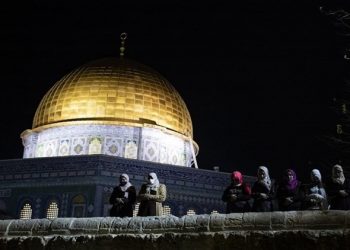 Fuerzas de ocupación impiden llamada a la oración en la mezquita de Al-Aqsa