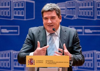 La nueva propuesta de Escrivá mantiene cuotas de entre 250 y 270 euros/mes para los cerca de 2 millones de autónomos de clase baja