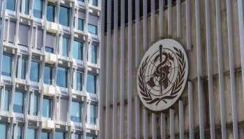 La OMS pone de relieve el impacto humano, social y económico del cáncer