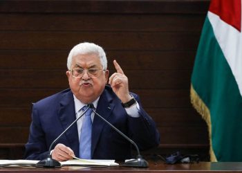 Mahmoud Abbas defiende el derecho a la «legítima defensa» sin hacer explícita una posición ante la ofensiva de Hamas