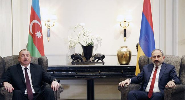 Dirigentes de Armenia y Azerbaiyán mantendrán un encuentro diplomático en Bruselas