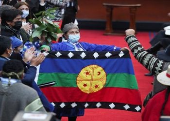 Constituyente chilena aprueba derecho de indígenas a sus tierras