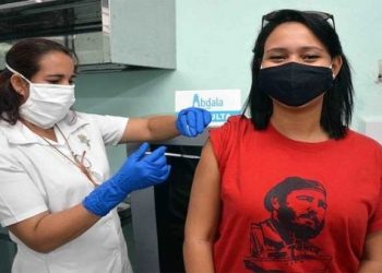 Cuba retira uso obligatorio de mascarillas en espacios públicos