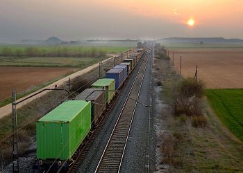 Alianza Verde pide no limitar al transporte por carretera y los carburantes las ayudas “anticrisis”