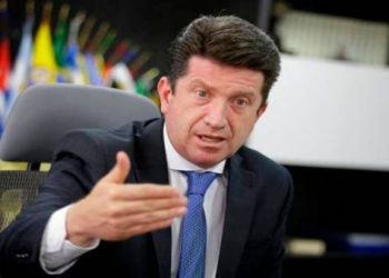Cámara colombiana rechaza moción de censura contra ministro de Defensa