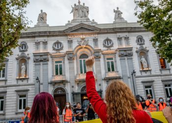 El Tribunal Supremo admite a trámite el recurso de Greenpeace en el litigio contra el Gobierno por falta de transparencia en el comercio de armas a Arabia Saudí