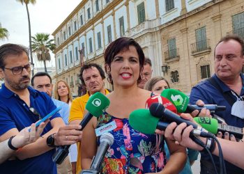 Teresa Rodríguez: “Nuestros escaños no cotizan en Madrid. Nuestros escaños son peticiones de inversiones y de justicia por Andalucía”