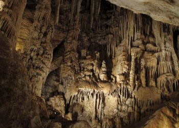 La Junta de Andalucía se desentiende de la protección de la Cueva de los Murciélagos, en Zuheros (Córdoba)