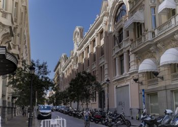 Rechazo vecinal a convertir el Edificio Medinaceli en Centro Memorial de las Víctimas del Terrorismo (Madrid)