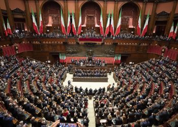 El Movimento 5 Stelle propone cesar envío de armas a Ucrania