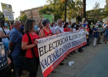 Barrios Hartos de Sevilla contra el oligopolio eléctrico: «Los ataques contra las familias de los barrios obreros no cesan. La situación es insostenible»