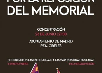 Concentración por la reposición del Memorial del Cementerio del Este, el 23 de junio, en la puerta del Ayuntamiento de Madrid