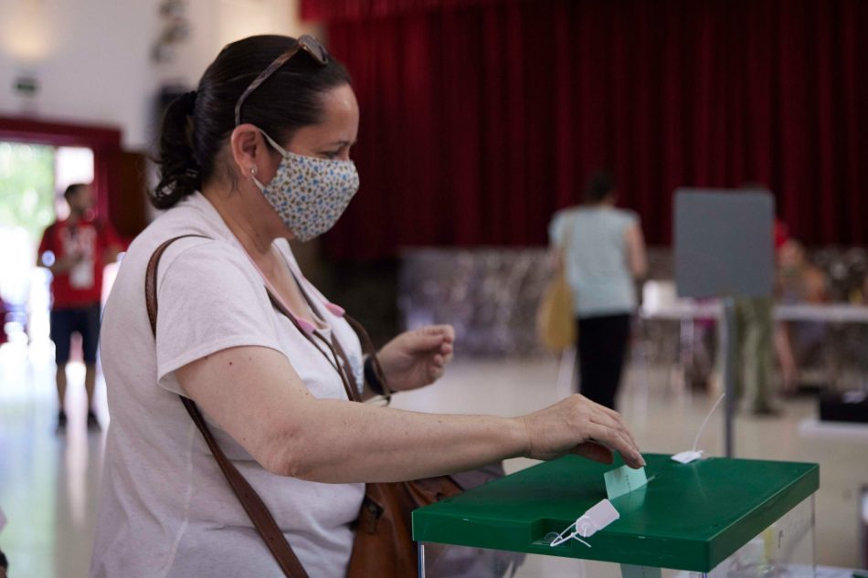 Arrancan las elecciones autonómicas andaluzas con la constitución de 10.189 mesas