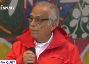 Premier peruano denuncia plan del Congreso para sacar a Castillo