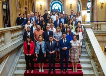 El Parlament aprova la llei per evitar la imposició del 25%: «Protegim el català i el model d’escola catalana, són un tema de país»
