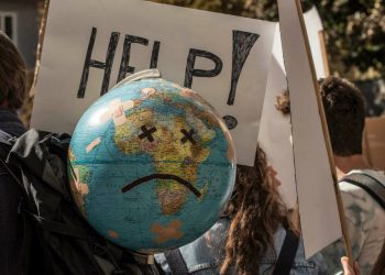 Ecologistas en Acción en la cumbre de Bonn: «Las negociaciones avanzan, pero no lo suficiente»