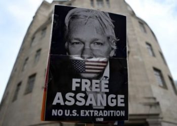 Organizaciones de periodistas exigen la liberación de Assange