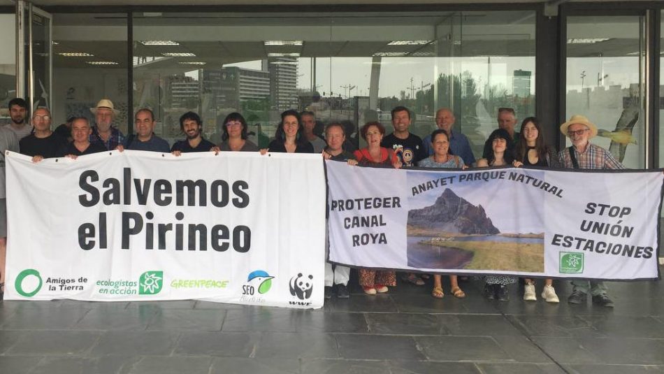 Las organizaciones ecologistas exigen la paralización de la unión de estaciones de esquí en el Pirineo aragonés