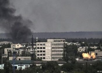 El ejército ucraniano lanza una ofensiva y bombardea varias ciudades de Donetsk