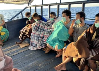 Aita Mari rescata once personas en el Mediterráneo Central