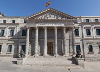 El Congreso da luz verde a la Ley que tipifica por primera vez el antigitanismo como delito de odio que conlleva una pena de uno a cuatro años de prisión