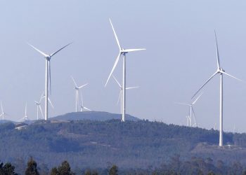 Salvemos Cabana alerta de la sobresaturación de parques eólicos en la Costa da Morte y considera que es incompatible con la certificación de la zona como destino turístico Starlight