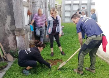 Inician exhumación de una fosa en Villapedre (Asturias)