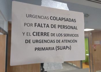 Pacientes pendientes de ingreso, ambulancias esperando y ancianos que están horas en sillones en las Urgencias de la Comunidad de Madrid