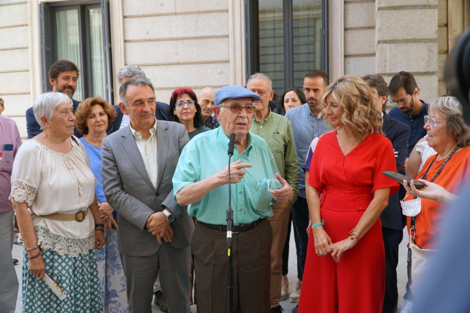 Santiago, en el debate de la Ley de Memoria: «es una vergüenza que PP y Vox se escondan tras las víctimas del terrorismo para justificar los crímenes de la dictadura franquista”