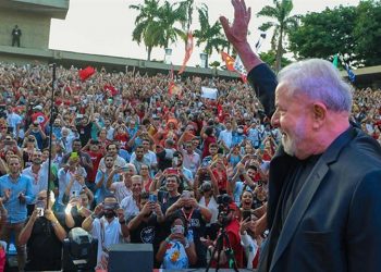 Lula llama a cambiar la historia de hambre y miseria de Brasil