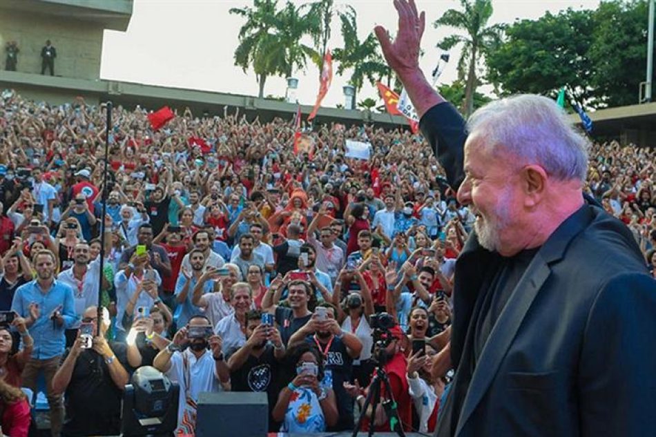 Lula llama a cambiar la historia de hambre y miseria de Brasil