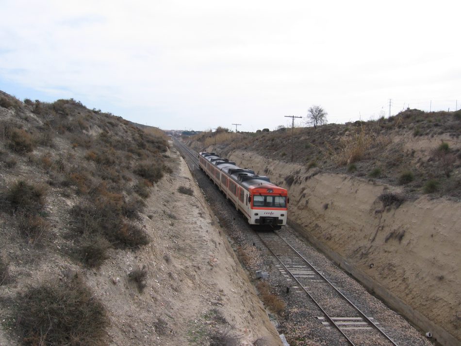La Confederación Intersindical ante el cierre de los servicios ferroviarios para personas en la línea de Aranjuez Cuenca Utiel