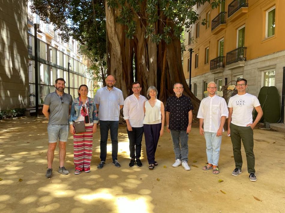 Les Corts instan al Consell, a propuesta de Compromís, a declarar el 2 de agosto Día de la Danza Tradicional Valenciana