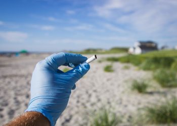 El pleno de Barcelona aprueba definitivamente la prohibición de fumar en todas las playas