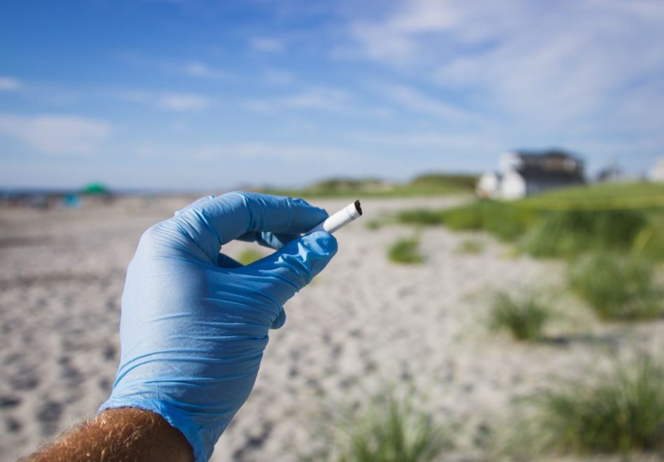 El pleno de Barcelona aprueba definitivamente la prohibición de fumar en todas las playas