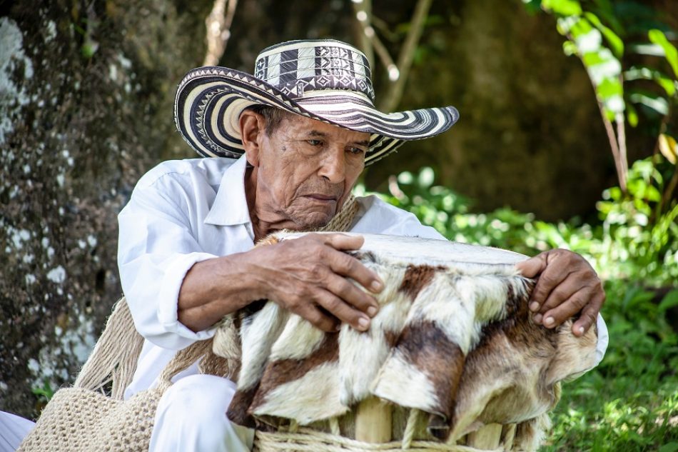 DD.HH. Colombia: Desaprender la guerra