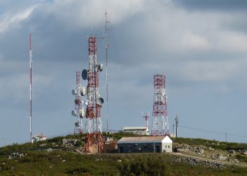Mulet: “El Gobierno puede empezar por ahorrar energía en todo el territorio promoviendo el cambio de tecnología en la distribución de radio”