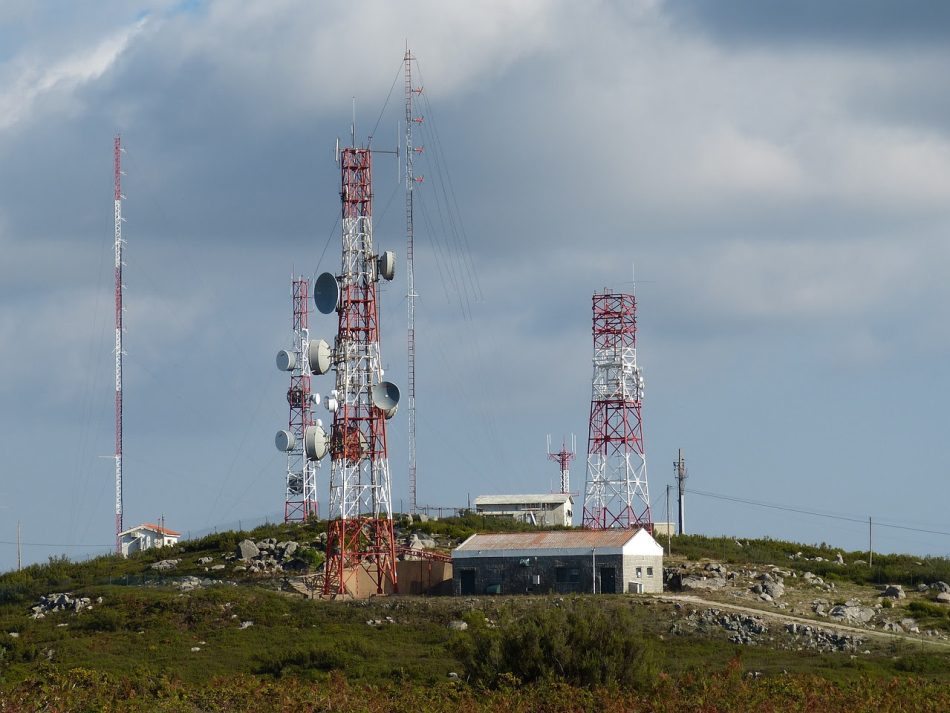 Mulet: “El Gobierno puede empezar por ahorrar energía en todo el territorio promoviendo el cambio de tecnología en la distribución de radio”