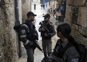 Dos palestinos muertos y 10 heridos tras nueva redada israelí