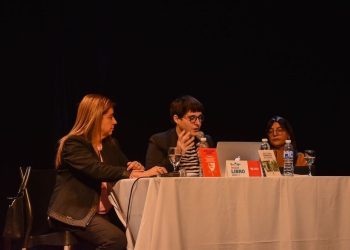 Lucía Caballero: «Son las mujeres las que se endeudan y por su rol de sostenedoras de las economías en las crisis»