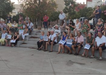 Barrios obreros de Sevilla piden medidas provisionales y urgentes para solucionar los cortes de luz, e inversiones para que el problema se resuelva de forma permanente