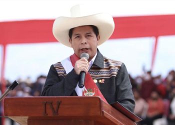 Pedro Castillo denuncia ataques contra el orden constitucional por la oposición peruana