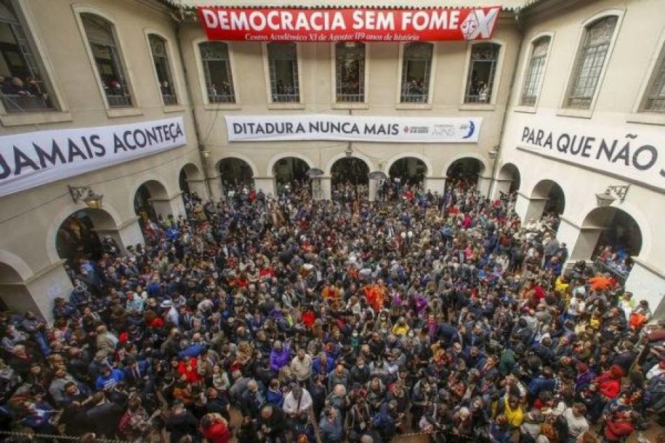 Brasil: Movilización popular contra el fraude electoral… pero Bolsonaro avanza