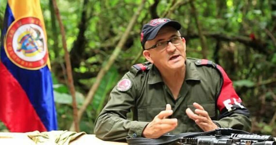 Antonio García, comandante del ELN «dispuesto al diálogo pero no participaremos en la misma negociación con bandas paramilitares»